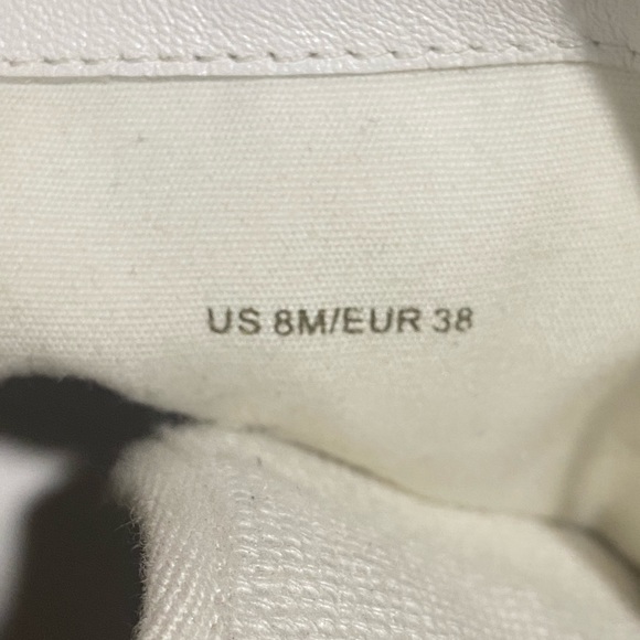 VINCE - Cream canvas high top sneakers w/ duster- SZ 8 - Picture 13 of 13